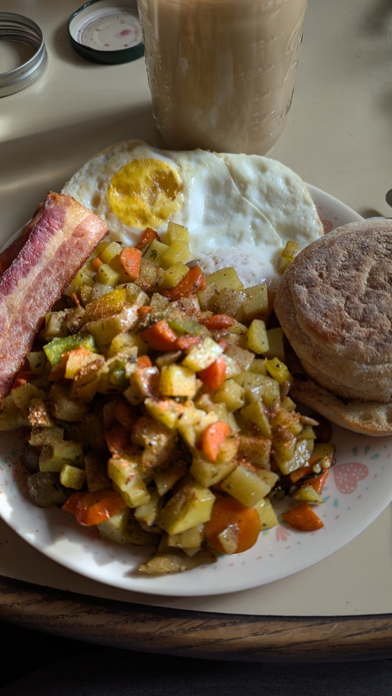 Milford, NH, USA :: Sunday Morning Breakfast